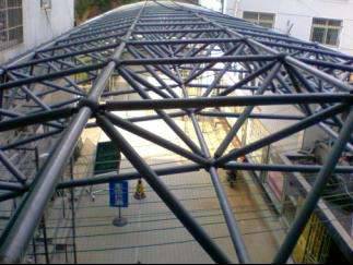 一建钢结构工程 螺栓球网架价格与呼伦贝尔应用全景解析