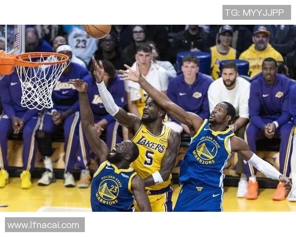 热火与湖人G5第四节激战回顾精彩瞬间与关键时刻解析