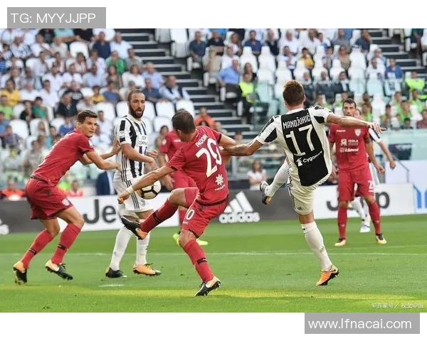 阿贾克斯与尤文图斯4月17日比赛结果揭晓两队表现分析