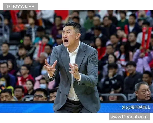 广东队重磅引援,打了6分钟3犯规,被杜锋弃用 球迷:引了一个孤寂 广东队重磅引援,打了6分钟3犯规,被杜锋弃用 球迷:引了一个孤寂